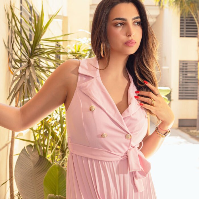 Combinaison  sans manches col à revers style blazer